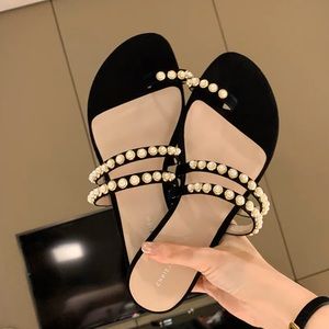 pearl black sandals us8